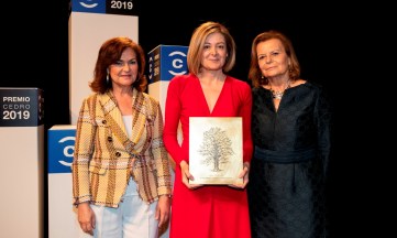 La periodista Pepa Fernández recibe el Premio CEDRO 2019