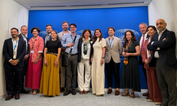 El sector cultural reclama a la UE que regule el uso de obras para entrenar la IA